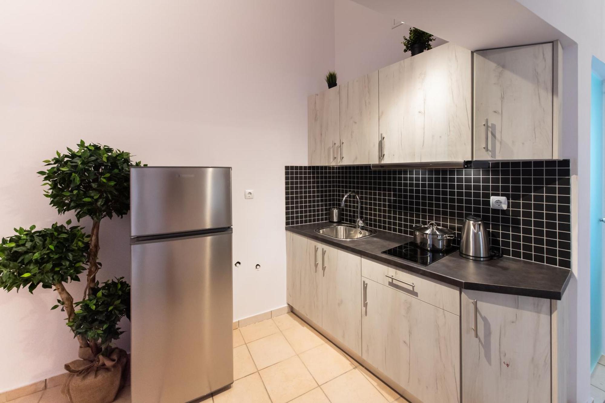 Drakatos Apartments Василики Экстерьер фото